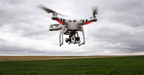 Faa Issues Commercial Drone Rules The New York Times