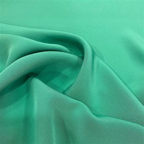 Jade Green 100 Silk Crepe Fabric — Tissus En Ligne