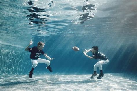 Photographer Alix Martinez Underwater Football One Eyeland