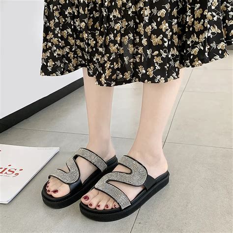 summer new thick flip flops women s sandals with rhinestones flat bottom non slip open toe z
