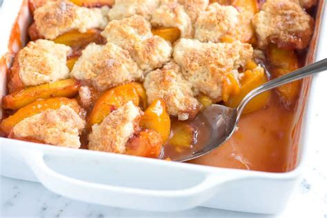 Easy Peach Cobbler Recipe with Biscuit Top