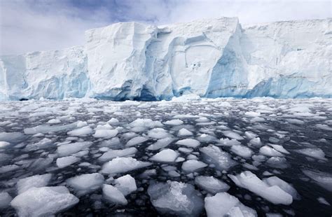Dos sismos casi simultáneos sacudieron este sábado las islas shetland del sur, en la antártida, y el centro de chile el servicio geológico de estados unidos (usgs, por sus siglas en inglés), informó de un sismo de magnitud 6.9 cerca de las islas shetland del sur en la antártida, a una profundidad. El deshielo en la Antártida y Groenlandia afecta a la ...