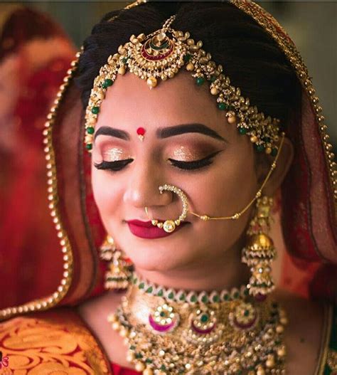 pin by urmilaa jasawat on abridal photography indian wedding makeup kundan jewellery bridal