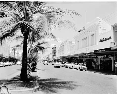 Rockhampton East Street Looking South At Coles Photo Tak Flickr