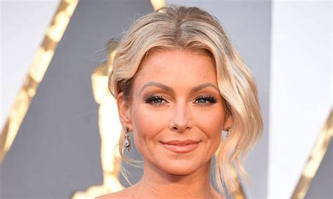 Kelly Ripa Looks So Different In 90s Throwback Photo And You Should See