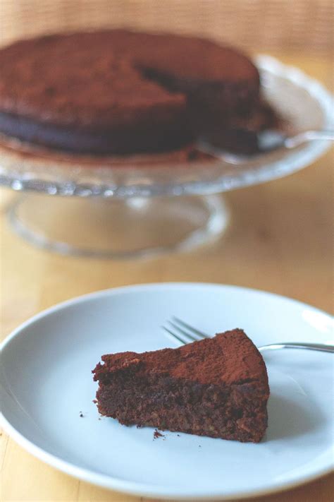 Ein rezept, welches nicht nur für das oktoberfest geeignet ist. Schokoladen-Maronen-Kuchen - saftiger Maronenkuchen ...