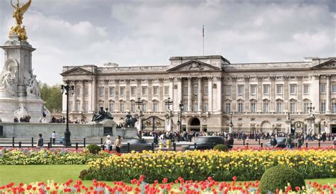 Buckingham Palace Tours London Luxury Chauffeuring