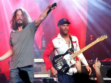 With all these eyes upon us, but no one seems to see. Pin by Karina Cobian🍄 on Chris Cornell/Soundgarden ...