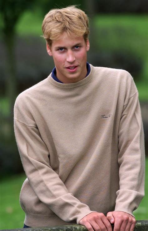 Hello and welcome to prince william in a once upon a time, before prince william was wandering around in velvet jackets, he. He Knew Exactly How to Pose | Young Prince William ...