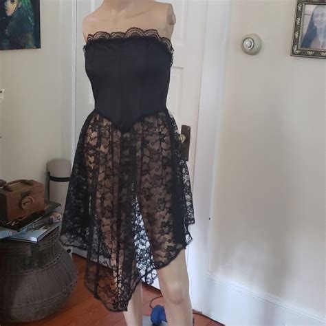 Undercover Wear Intimates And Sleepwear Vintage Undercover Black Lace Wear Strapless Bodice