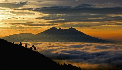 Mount Salak Pemandangan Gunung Salak Dari Puncak Pas Bogo Flickr
