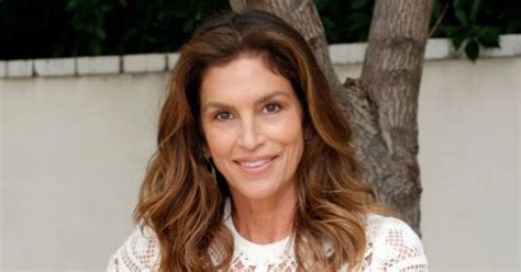 Cindy Crawford Puts Long Legs On Display In Tiny Daisy Dukes Flipboard