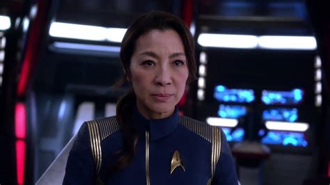 Discovery is officially said to take place 10 years before kirk's original enterprise mission , as. Michelle Yeoh assume a cadeira do capitão em Star Trek ...