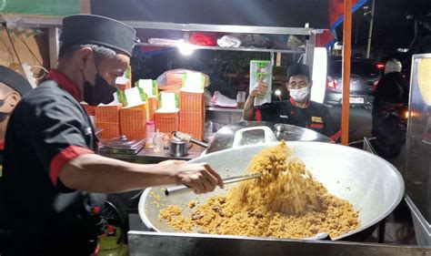 5 Tempat Makan Viral Di Jakarta Pusat Recommended Banget