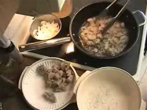 Para los niños, cocinar también es jugar, aprender, y una forma exquisita de educar. Como Cocinar Mollejas de Pollo - YouTube