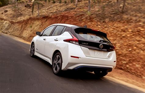 By The Numbers 2011 Nissan Leaf Vs 2018 Nissan Leaf Comparison