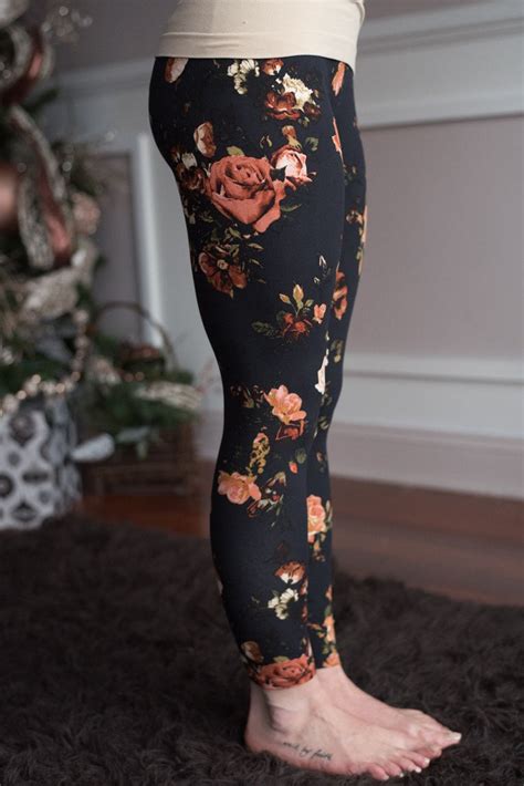 floral leggings ~ black the pulse boutique