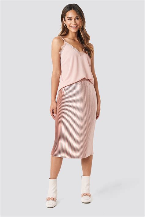 Shiny Pleated Skirt Pink Na