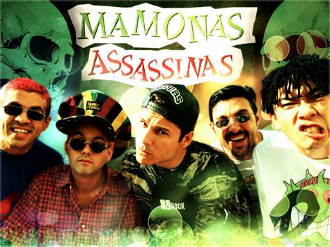 It was released in 1995, and in only eight months (until the end of the band), it sold more than 2 million copies. W Arte Pop: Banner Mamonas Assassinas