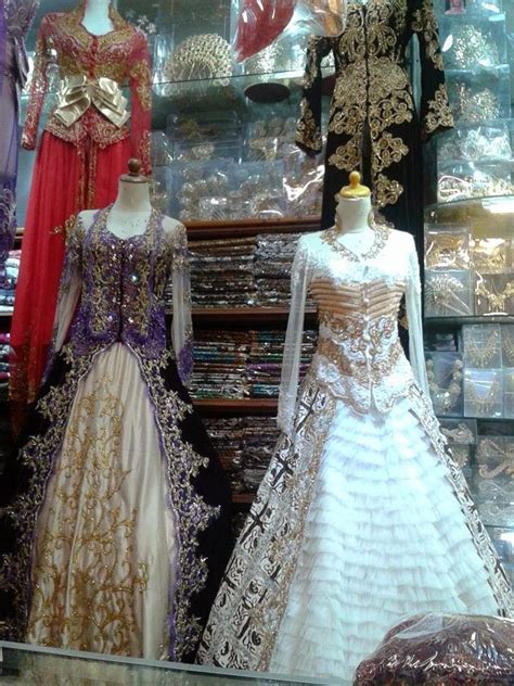 Paket rias pengantin/pernikahan rias pengantin bekasi di antaranya. Rias Pengantin Wonosobo: Gaun Cantik Rias Pengantin Wonosobo | Gaun, Pengantin, Gaun pengantin
