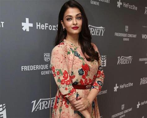 Dulunya Artis Bollywood Aishwarya Rai Pernah Memenangi Gelaran Miss