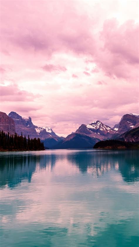 Maligne Lake Wallpaper 4k Canada Purple Sky Mountain Range