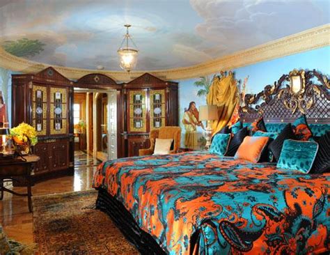 The Versace Mansion An Inside Look Picture Versace Mansion An