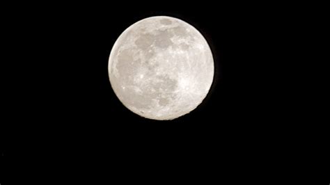 Full moon calendar and new moon calendar with dates and local times for 2021. The super worm moon marks the last full moon of winter ...