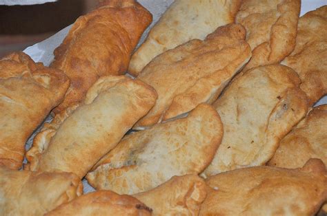 5) friggi i panzarotti napoletani in una padella con abbondante olio bollente, mettili ad asciugare su carta da cucina e condiscili con un pizzico di sale. Panzerotti fritti Bimby TM31 | TM5