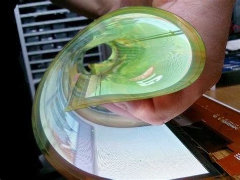 Lgs New Flexible Display In Action Business Insider