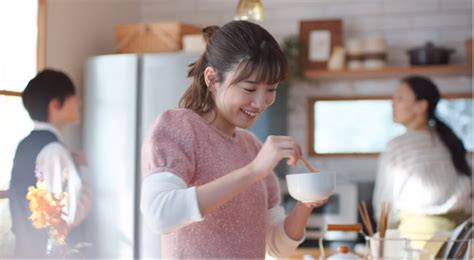 2018年度前期 連続テレビ小説『永野芽郁 in 半分、青い。 ^ 永野芽郁、cm三女役で注目度急上昇 理想的なあの子はだれ?. クノール新CMキャラクターに永野芽郁を起用! 「食べてこ! 朝 ...