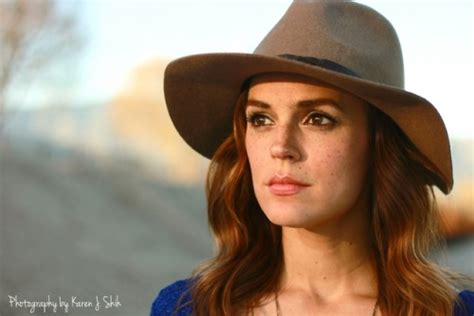 A Bunch Of Faceclaims Erin Cahill Gender Female Dob 4 January 1980
