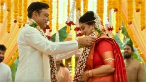 Naresh Pavitra Lokesh Marry In Intimate Wedding Ceremony Watch Hindustan Times