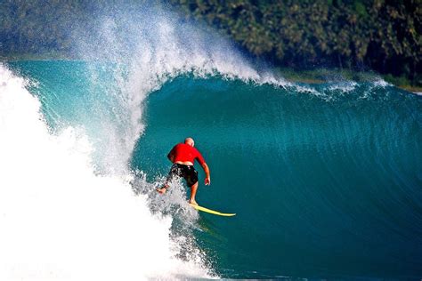 Oahu gets waves year round, you just need to know where to go. 7 Spot Surfing Terbaik di Indonesia Selain Bali