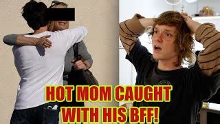 Surprise Ending Son Catches Hot Mom With Bff Tells Doovi