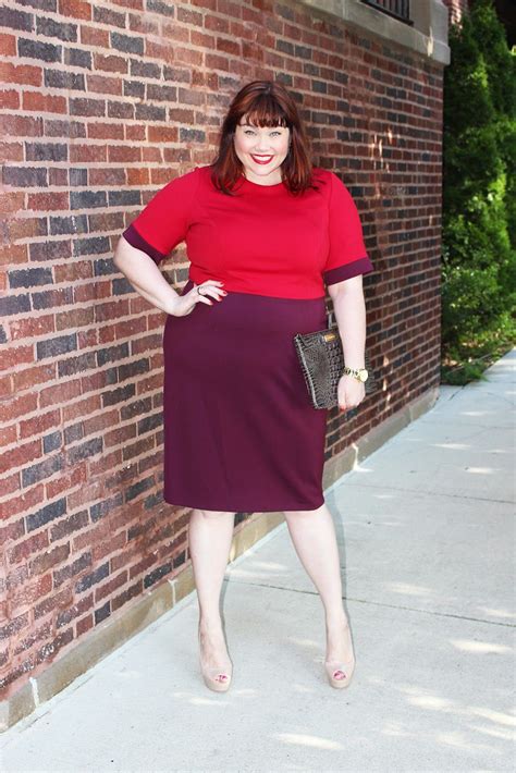 Chicago Plus Size Blogger Amber From Style Plus Curves In A Maggy London Plus Size Sheath Dress
