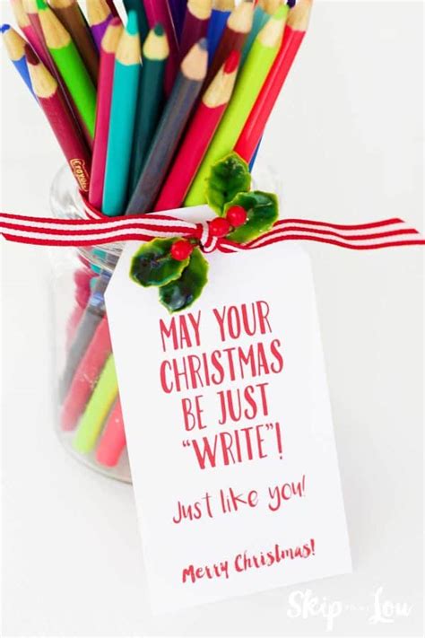 12 great gift ideas for neighbors, teachers and friends. Super Cute and Easy Teacher Christmas Tags and Gifts ...