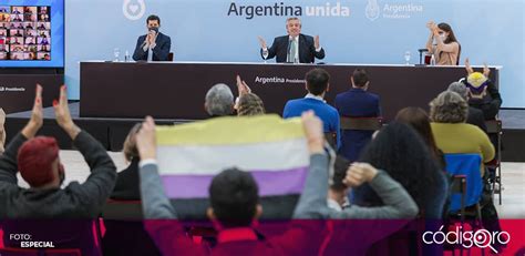 Argentina Reconoce Género De Personas No Binarias En Documentos Oficiales Códigoqro