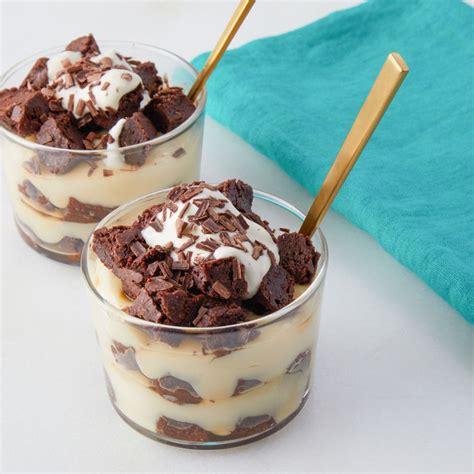 Irish Cream Brownie Trifles