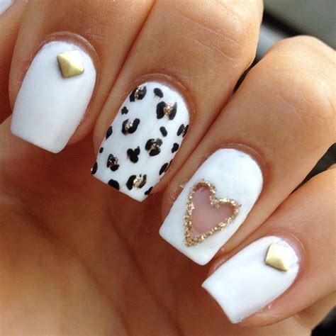 Os comentamos que tenemos otros artículos sobre flores. uñas blancas | Uñas blancas, Uñas decoradas, Arte de uñas