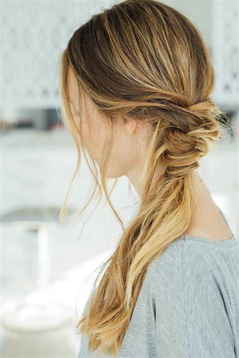 30 Easy Hairstyles You Can Style In Less Than 10 Minutes Hairdo Hairstyle