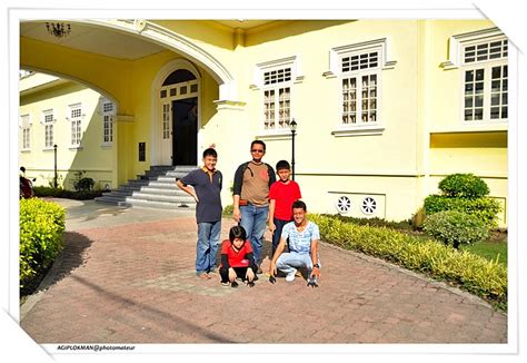 Muzium diraja istana batu is situated west of kampong kweng dollah. Photomateur: Muzium DiRaja (Istana Batu) ~ Kota Bharu