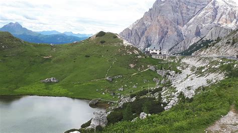 Trekking Del Passo Valparola Dal Lagazuoi Cortina Dampezzo