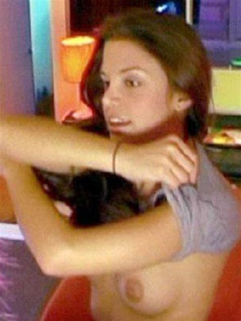 Vanessa Ferlito Pulling Off Her Shirt Showing A Nudeshots