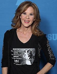 Linda Blair Age, Net Worth, Height, Affair, and More