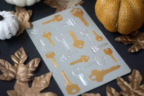 According to a national retail federation research, most people request. How to Put Together a Simple Housewarming Gift Basket ...