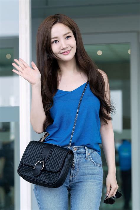 She broke into acting a year later in the 2006 sitcom unstoppable high kick! she is best known for her leading roles in the television dramas. Park Min Young Looks Drop Dead Gorgeous in Airport Fashion ...