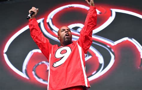 Tech N9ne plays packed show without social distancing in place