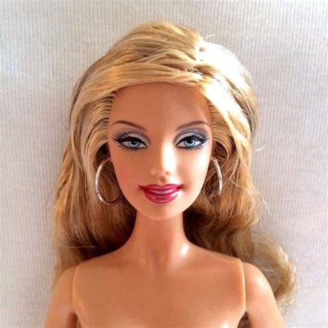 New Barbie Generation Model Muse Doll Blonde Hair Blue Eyes Red Lips