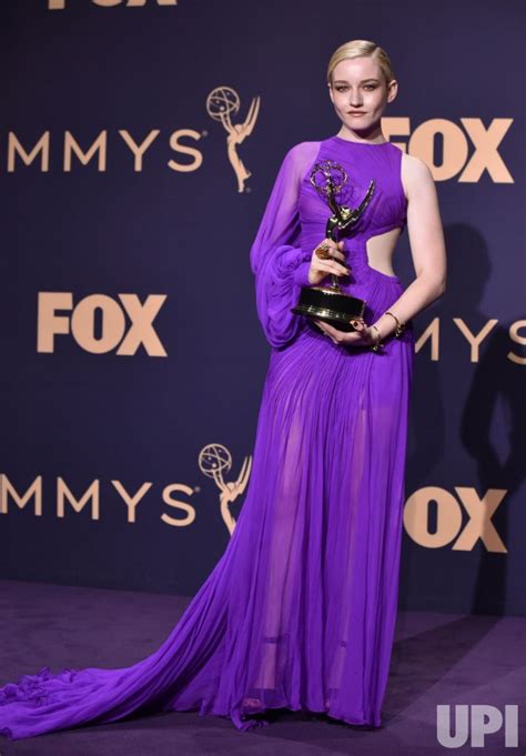 Photo Julia Garner Wins Award At Primetime Emmy Awards In Los Angeles